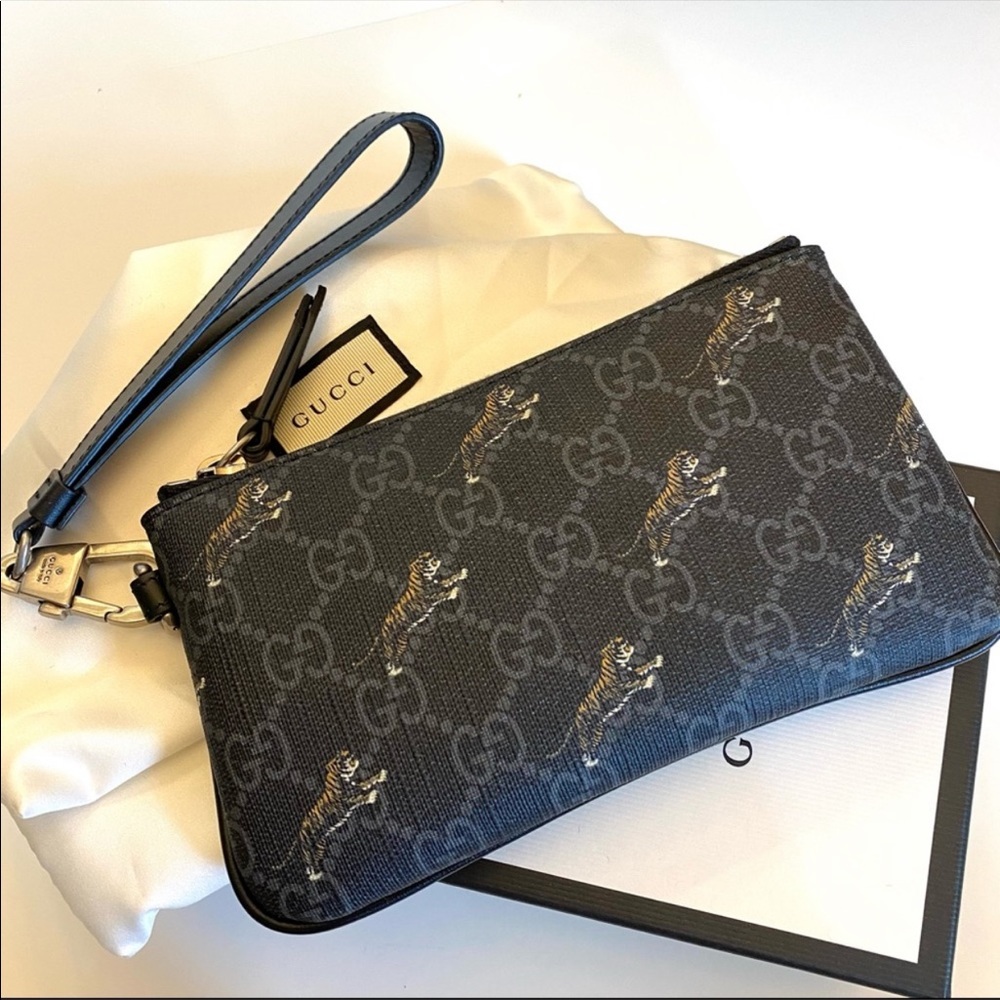 Gucci Supreme Web Logo Tiger Limited Ed Wristlet